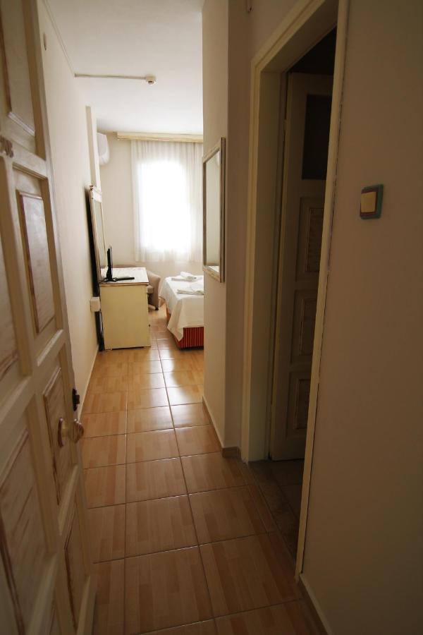 Cicek Apart Hotel Çeşme Esterno foto