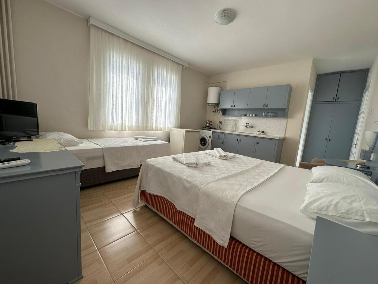 Cicek Apart Hotel Çeşme Esterno foto